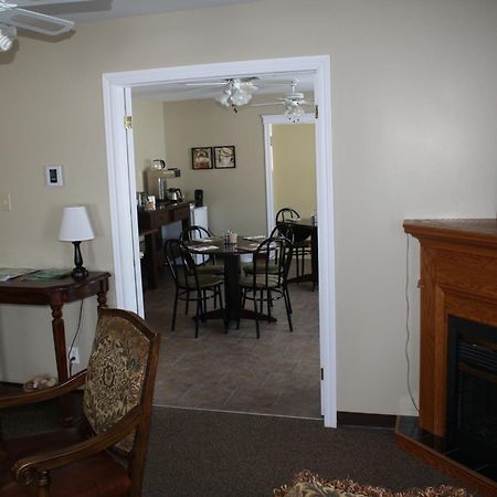 The Country Inn Motel Gander Exterior photo